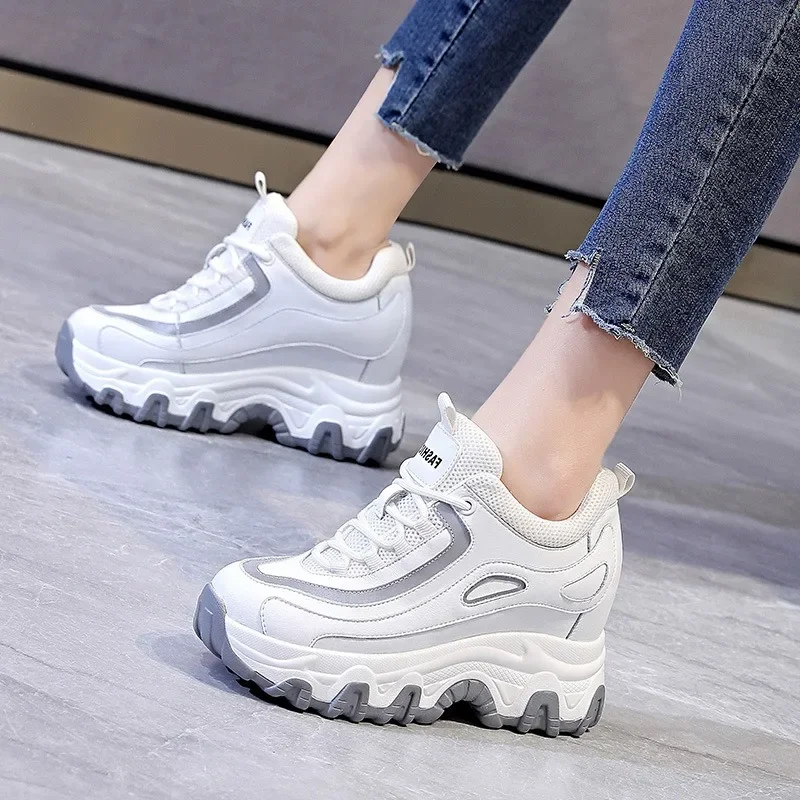 9CM Genuine Leather Platform W - Winter Boot Insulated recensie en prijs