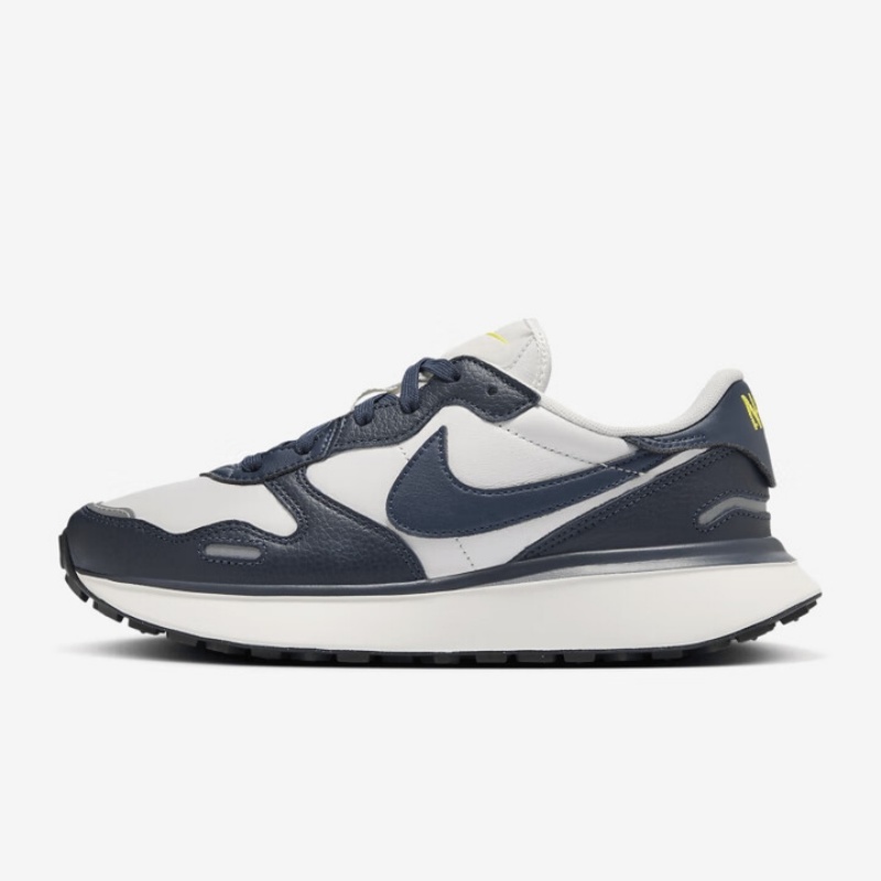 Nike Retro-Style Waffle Shoes  - Men Shoes Must Have recensie en prijs
