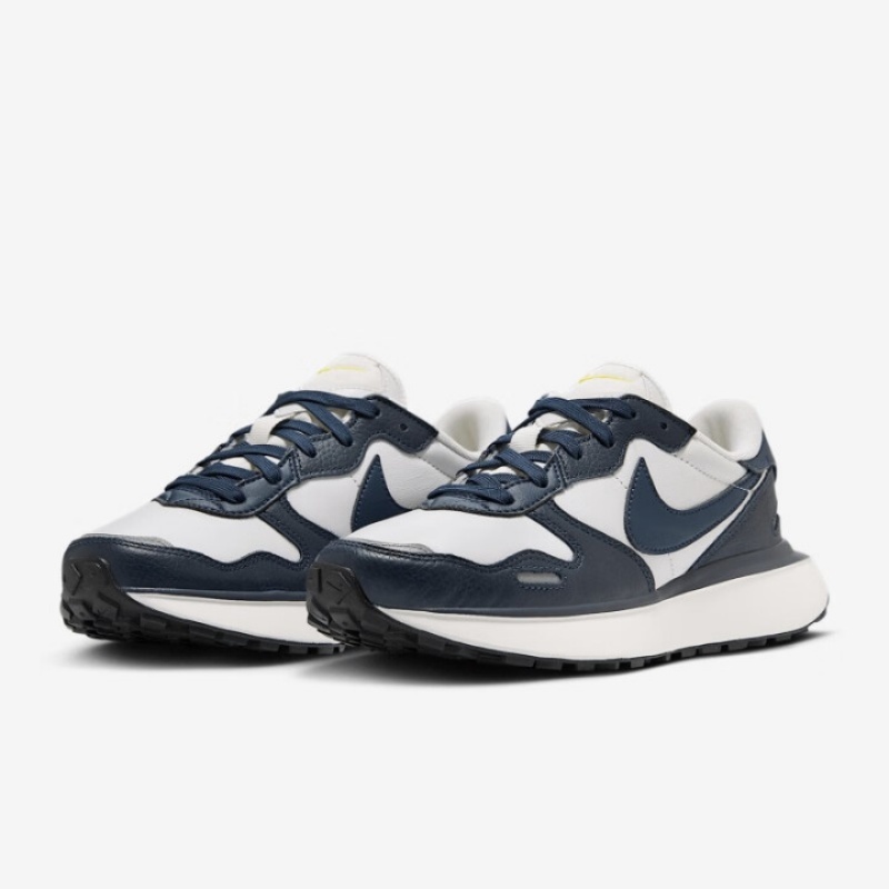 Nike Retro-Style Waffle Shoes  - Men Shoes Must Have recensie en prijs